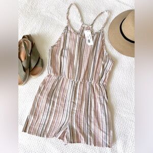 ROMPER. Final Touch brand. NWT. Medium. Multicolor (melon & olive). Made in USA